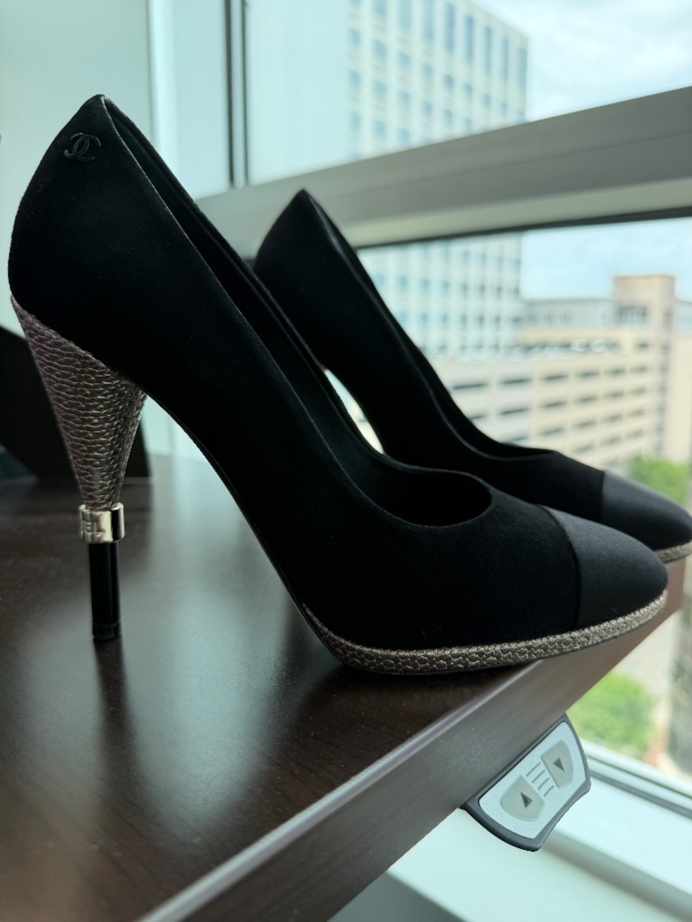 Chanel Black Suede Cap Toe Heel Pumps size 37